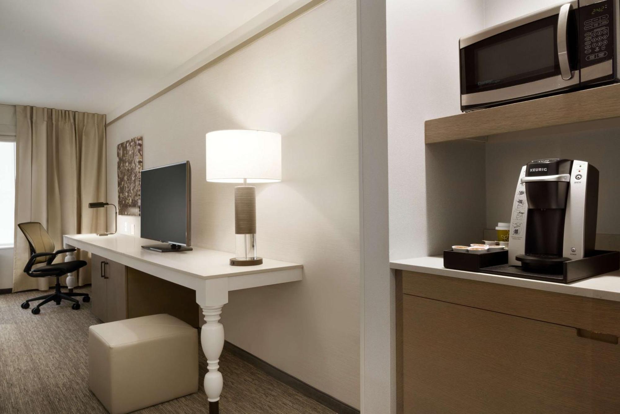 Hilton Garden Inn Newtown Square Radnor Zewnętrze zdjęcie