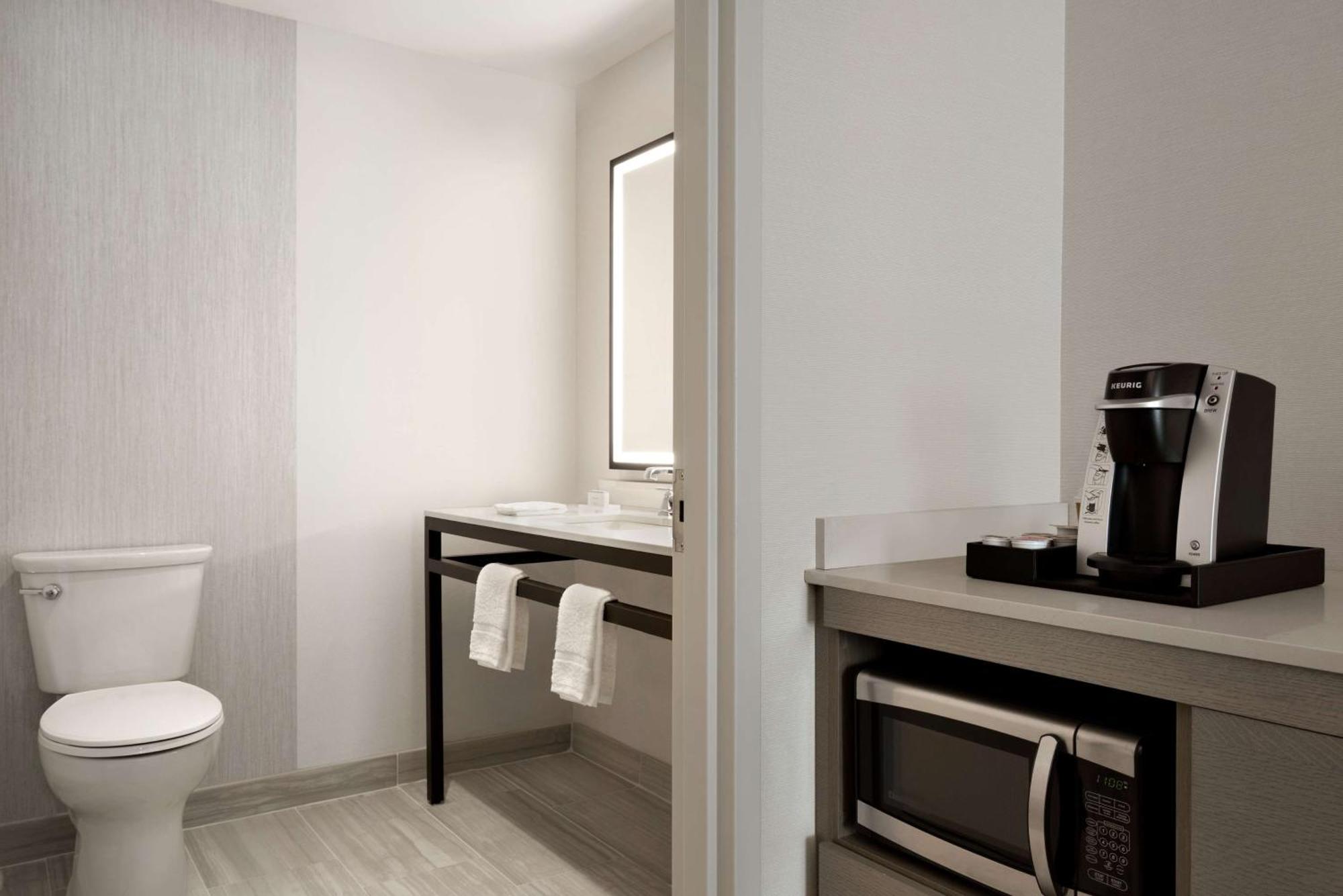 Hilton Garden Inn Newtown Square Radnor Zewnętrze zdjęcie