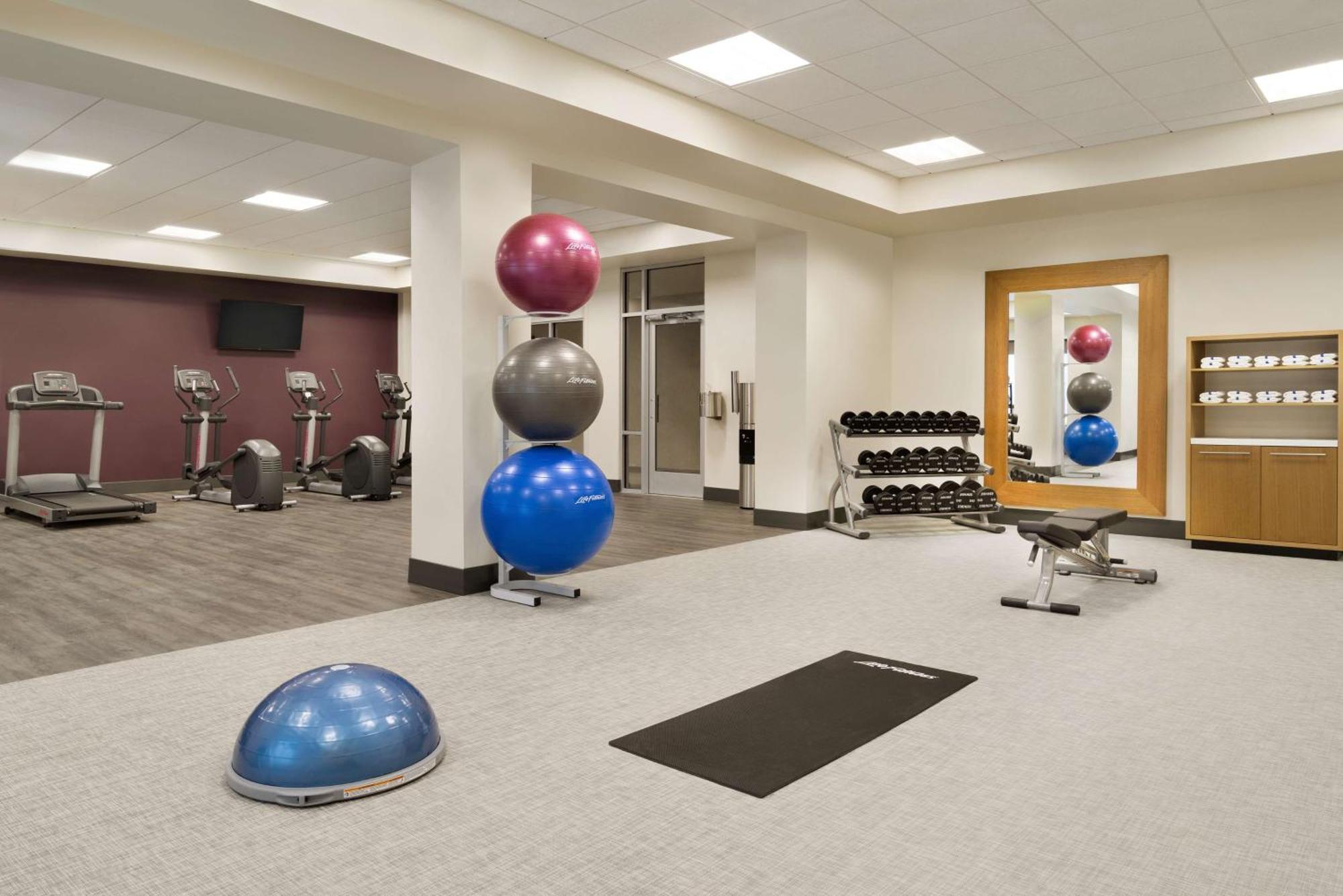 Hilton Garden Inn Newtown Square Radnor Zewnętrze zdjęcie